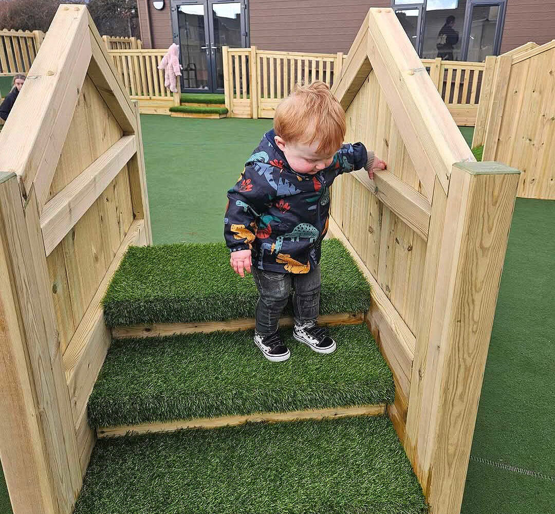 cheeky monkeys childcare hero 2