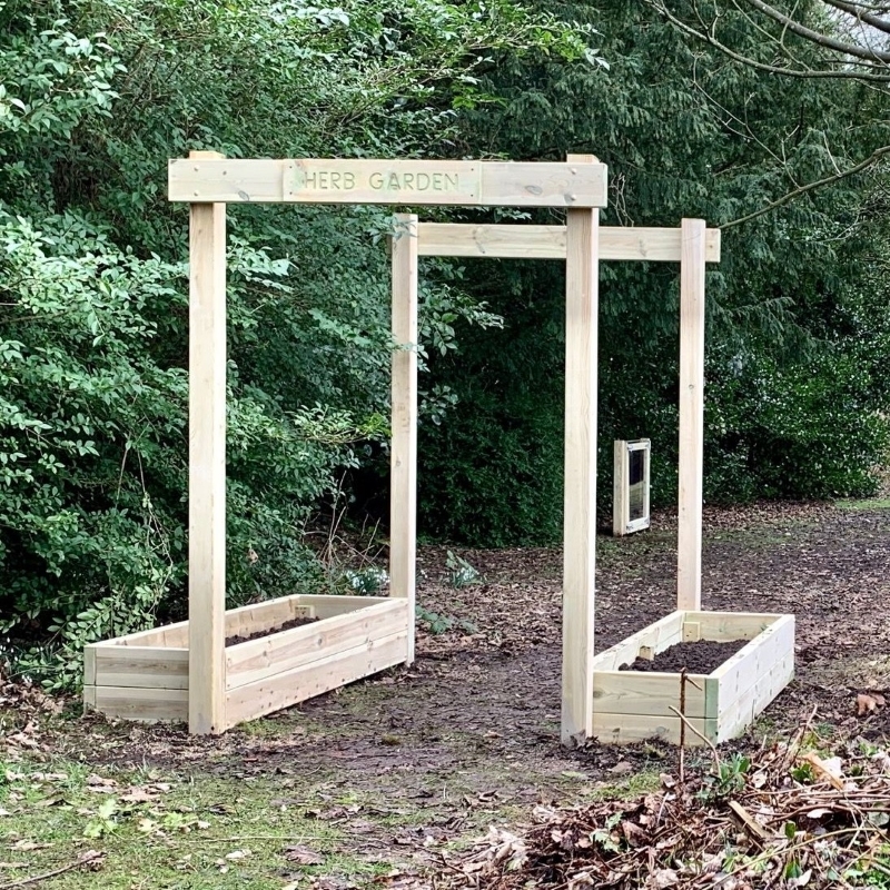 Planter Archway