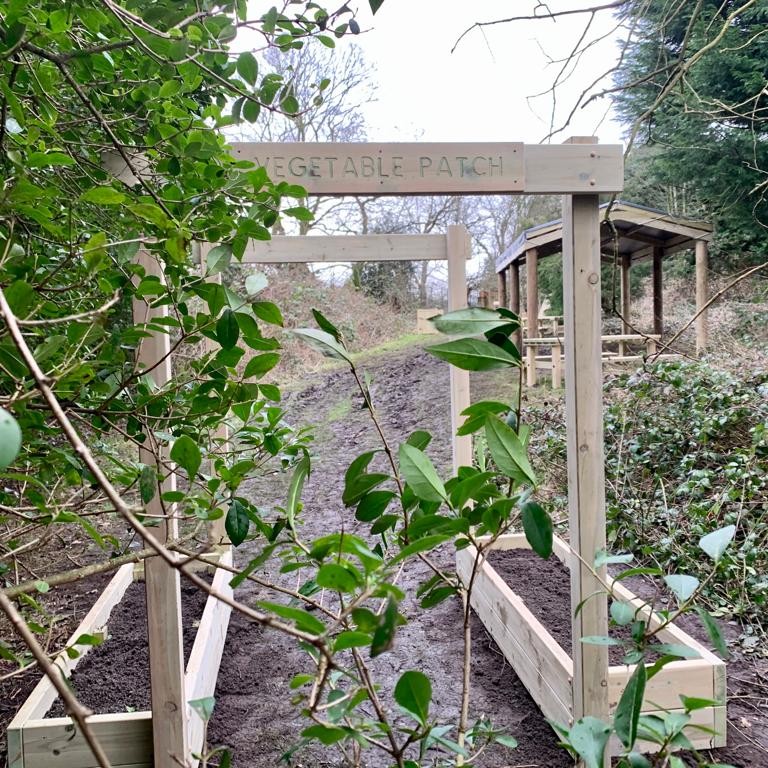 Planter Archway - Image 3