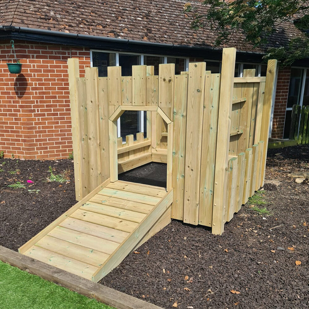 play fort in situ